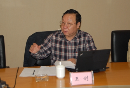 22080707unhu.jpg